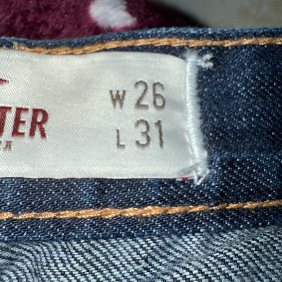 Hollister Brand New LOW-RISE DISTRESSED DARK WASH FLARE JEANS - Picture 7 of 15